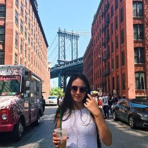 Meet your Posher, Gabi